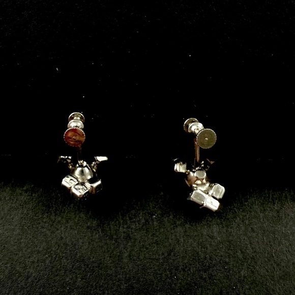 Vintage Dangling, Clear,Rhinestone Screw Back Earrings - Picture 2 of 2